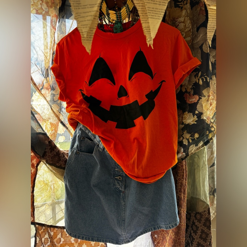 Adult Medium Pumpkin Face Short Sleeve T-shirt 🎃